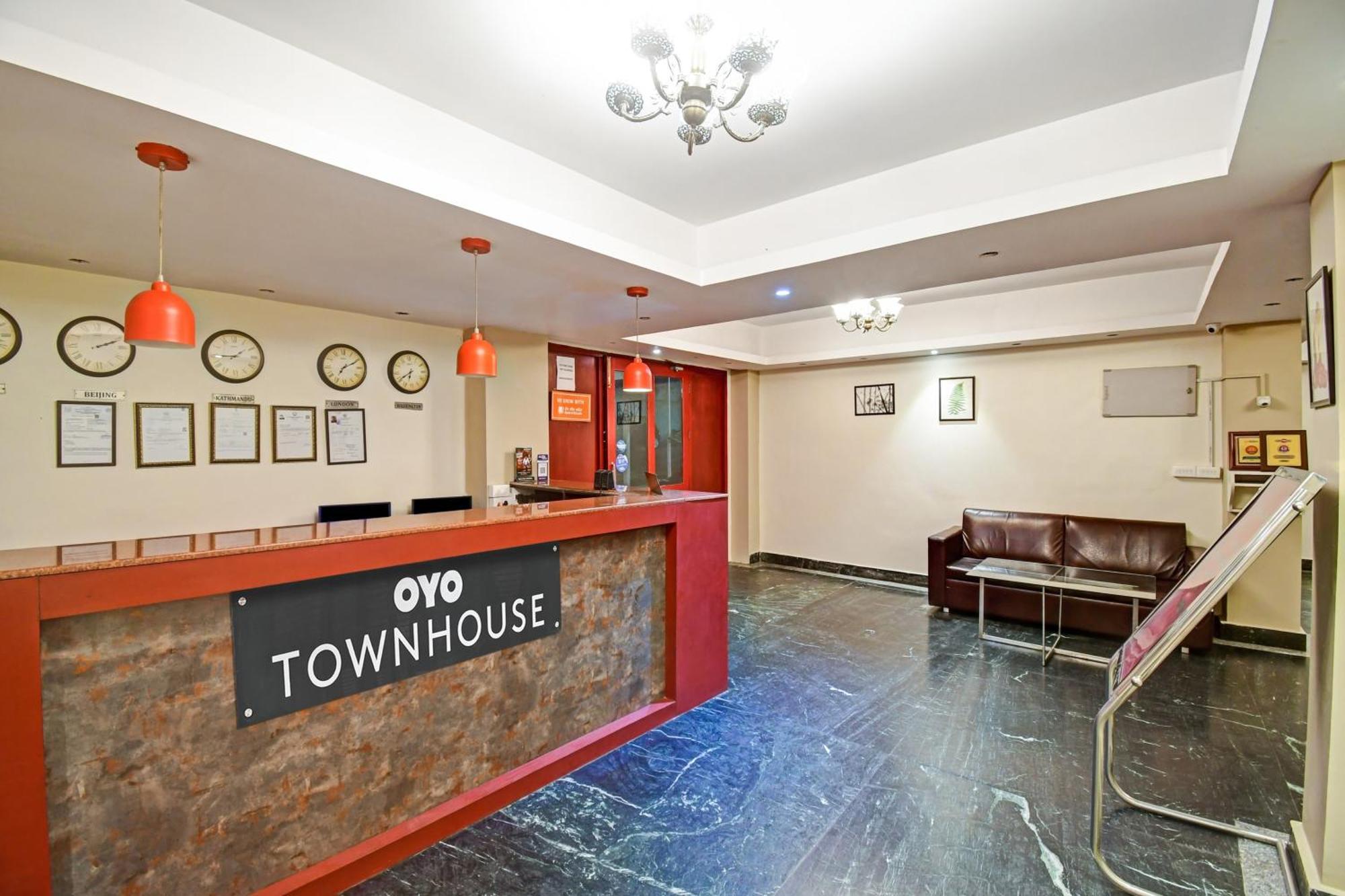 Townhouse Mansarovar Hotel Гангток Екстериор снимка