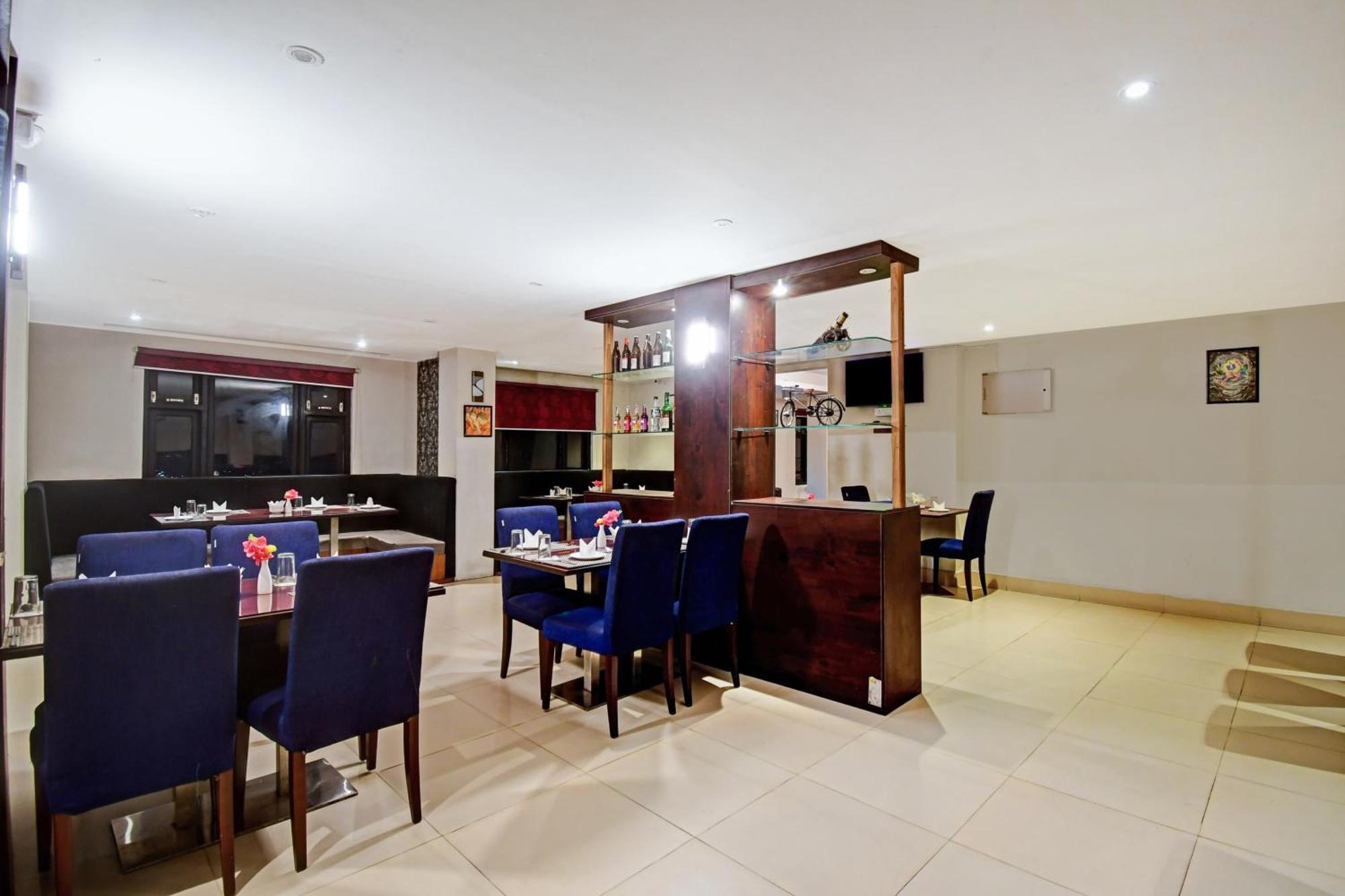 Townhouse Mansarovar Hotel Гангток Екстериор снимка